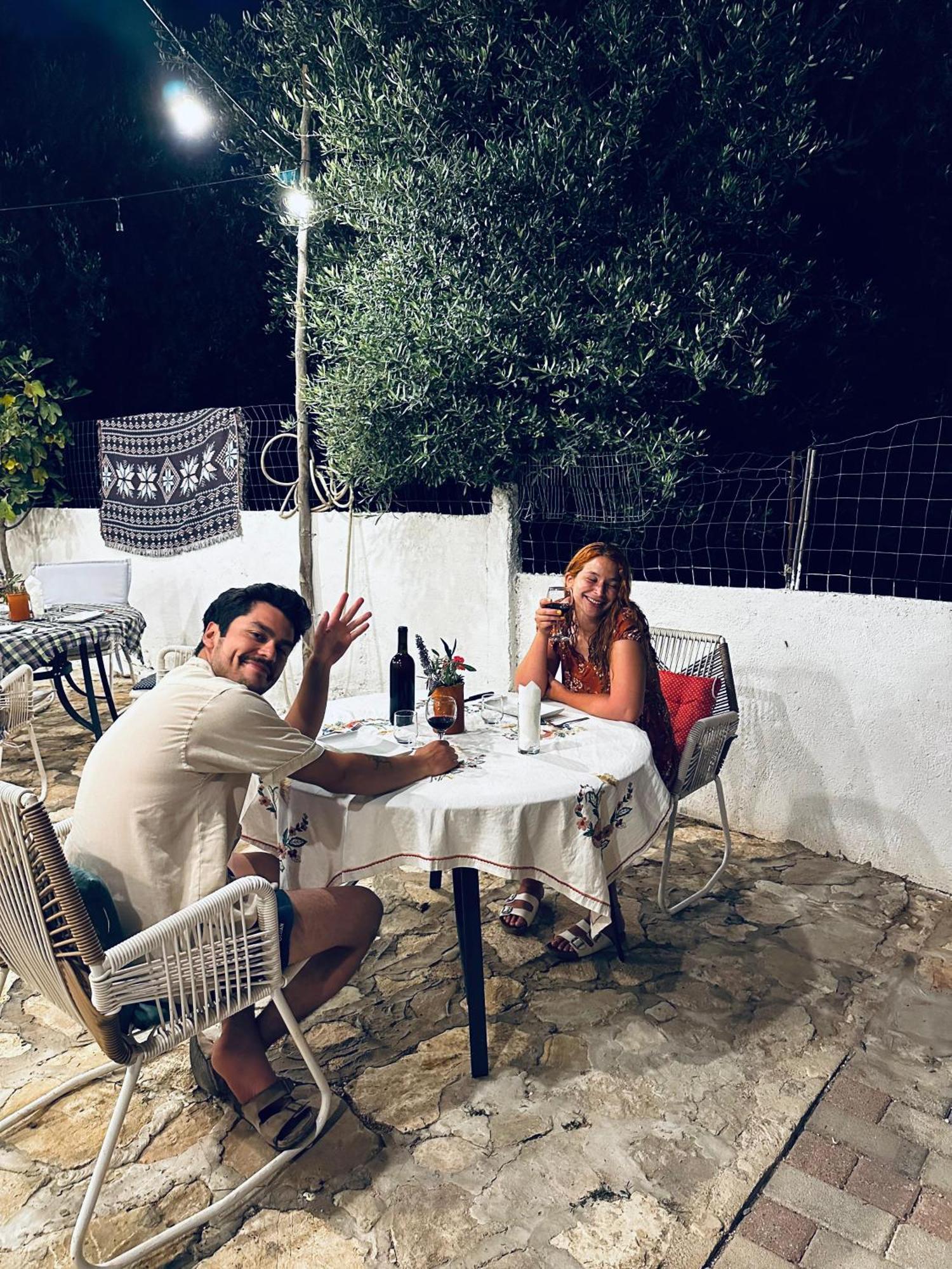 Natural Hostel Himare Bagian luar foto