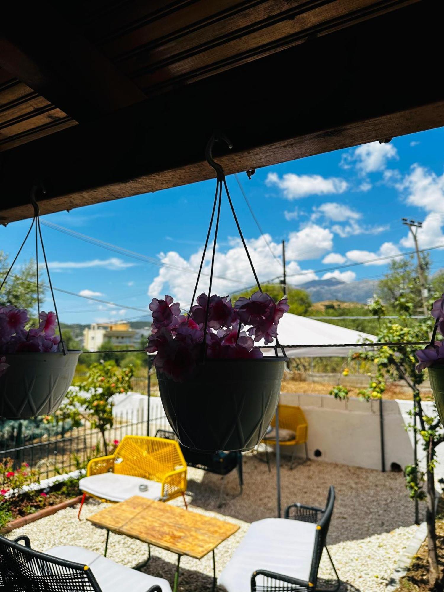 Natural Hostel Himare Bagian luar foto