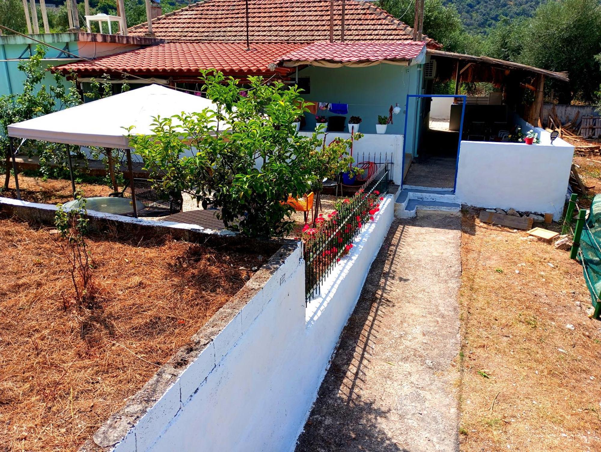 Natural Hostel Himare Bagian luar foto